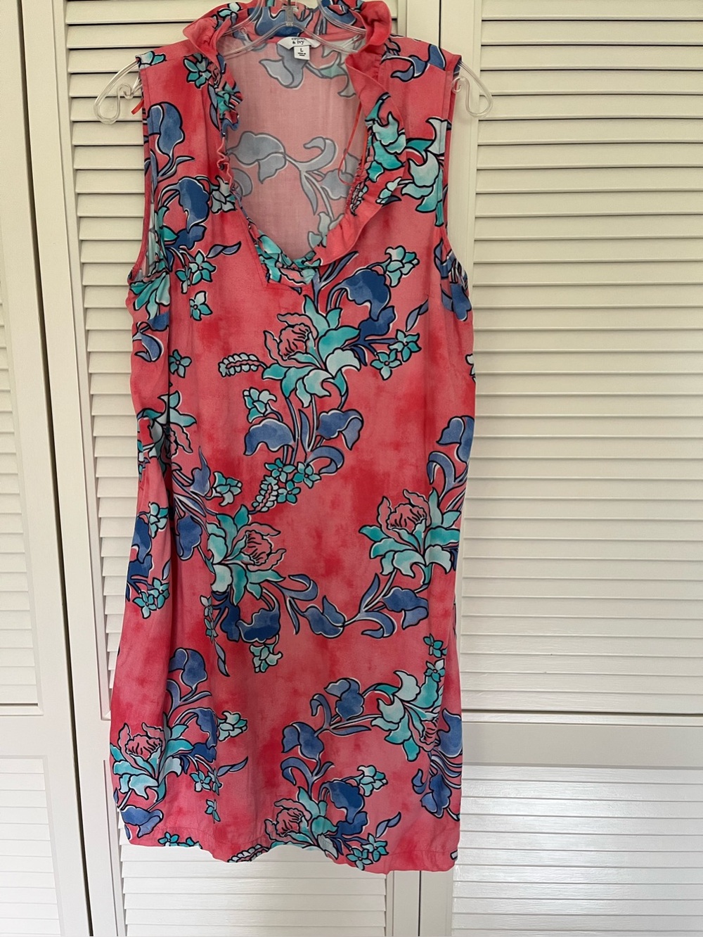 Crown and Ivy floral dress with pockets